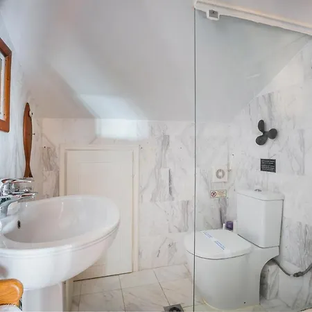 Faros Adults Only Apartment
